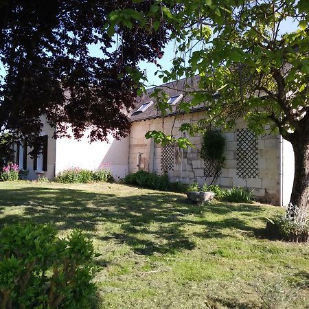 Les Hautes Mougonnieres Neuil Exterior photo